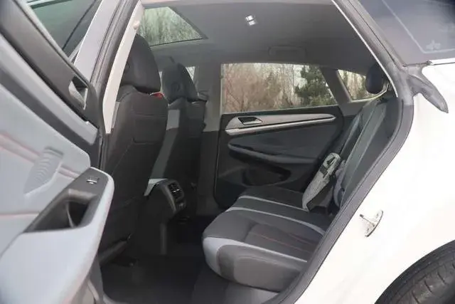 VOLKSWAGEN LAMANDO L 280TSI DSG 2023