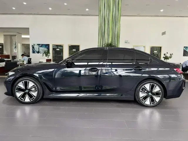 BMW I3 EDRIVE 40L 2024