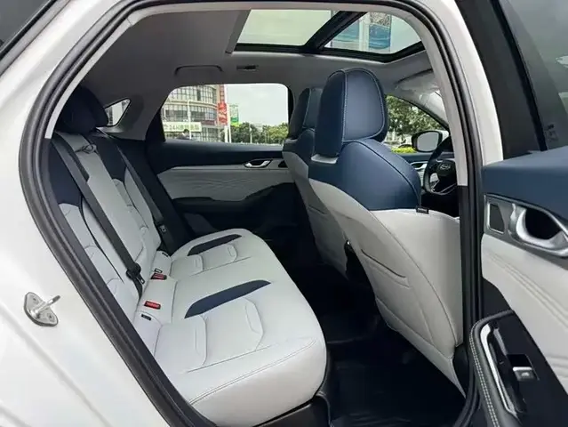 GEELY PREFACE PREMIUM 2023