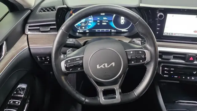 KIA K5 NOBLESSE 2022