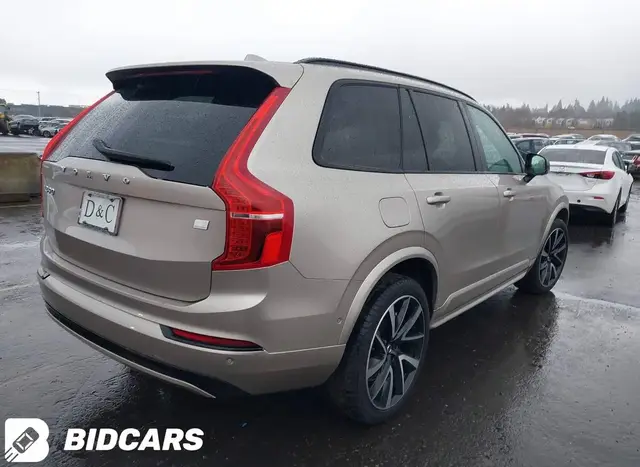 VOLVO XC90 RECHARGE PLUG-IN HYBRID 2023