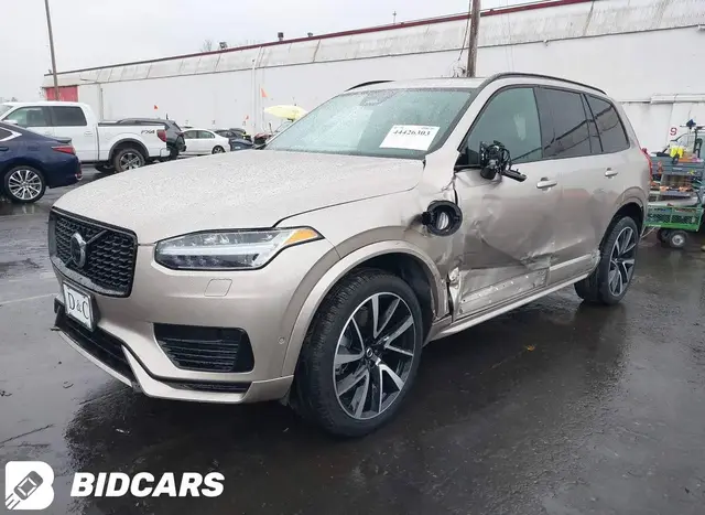 VOLVO XC90 RECHARGE PLUG-IN HYBRID 2023