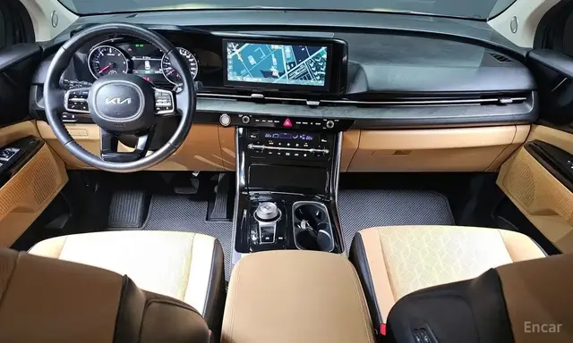 KIA CARNIVAL NOBLESSE 2023