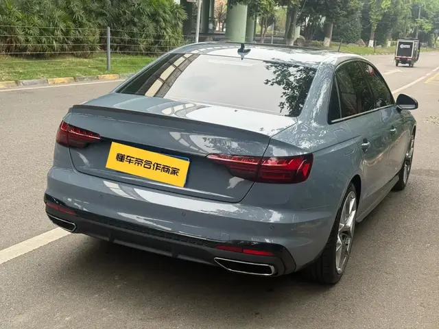 AUDI A4L 40 TFSI QUATTRO 2022
