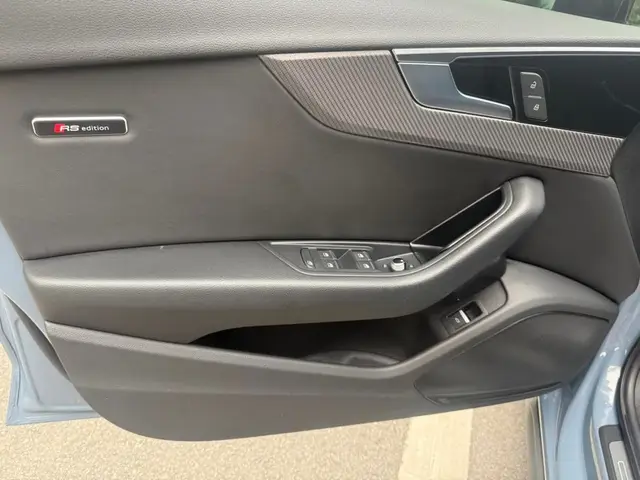 AUDI A4L 40 TFSI QUATTRO 2022