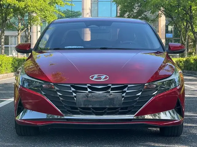 HYUNDAI ELANTRA PREMIUM 2021