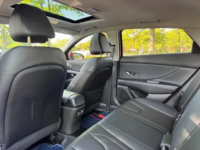 HYUNDAI ELANTRA PREMIUM 2021