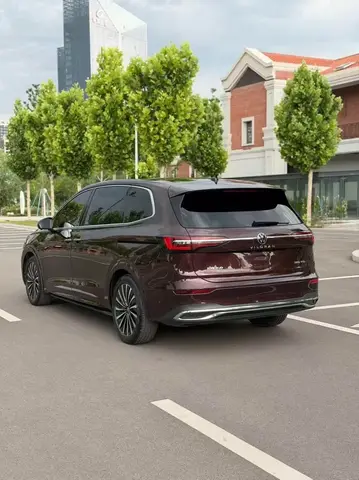 VOLKSWAGEN VILORAN PREMIUM 2022
