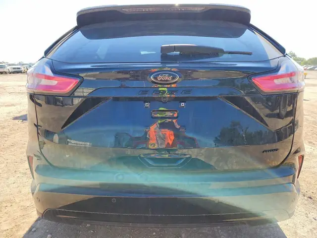FORD EDGE SE 2023