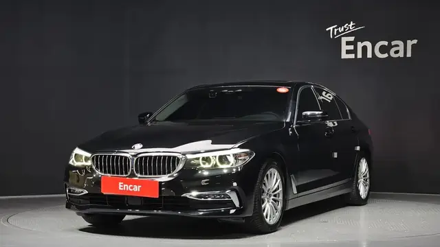 BMW 5 SERIES LUXURY 2019