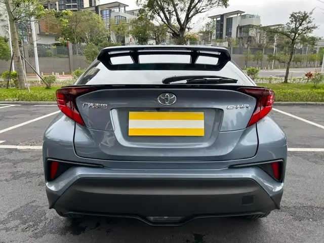 TOYOTA C-HR LUXURY 2022