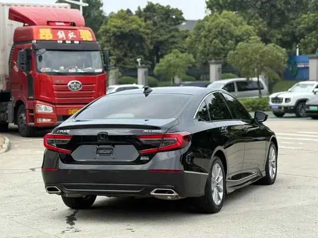 HONDA ACCORD LUXURY 2021