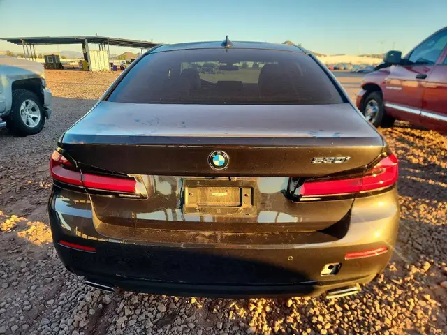 BMW 5 SERIES 2023