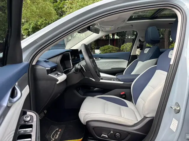 GEELY PREFACE PREMIUM 2022