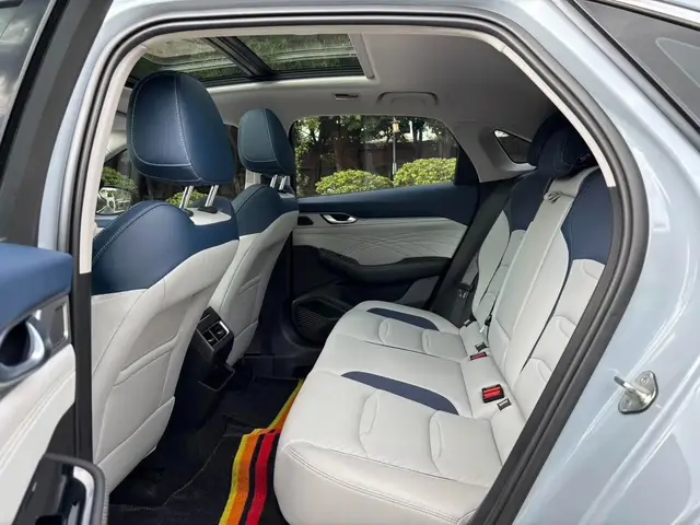 GEELY PREFACE PREMIUM 2022