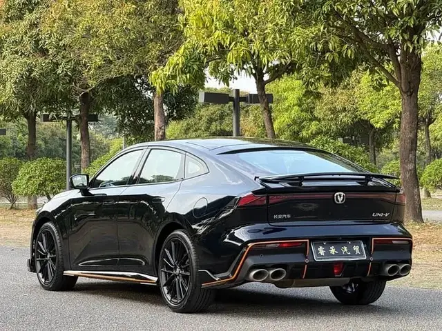 CHANGAN UNI-V 2023