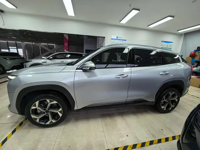 GEELY BOYUE L PREMIUM 2023