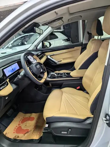 GEELY BOYUE L PREMIUM 2023