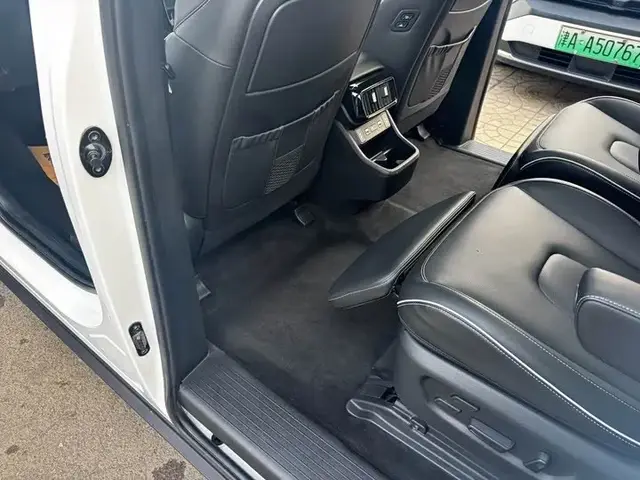 HYUNDAI CUSTO 380TGDI LUX PREMIUM 2022