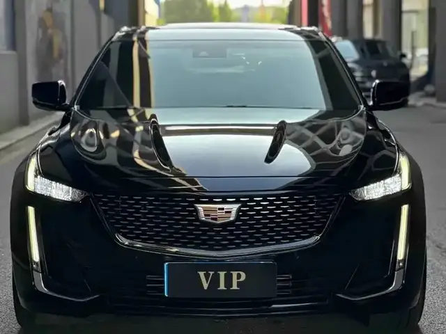 CADILLAC CT5 28T PLATINUM EDITION 2022