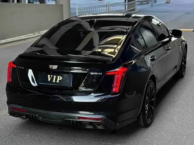 CADILLAC CT5 28T PLATINUM EDITION 2022