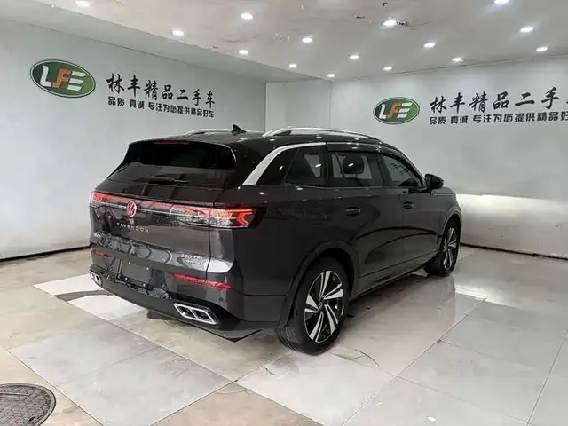 VOLKSWAGEN TAVENDOR 380TSI AWD R-LINE 2023