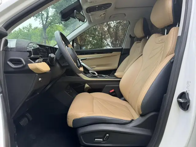 GEELY BOYUE L PREMIUM 2023