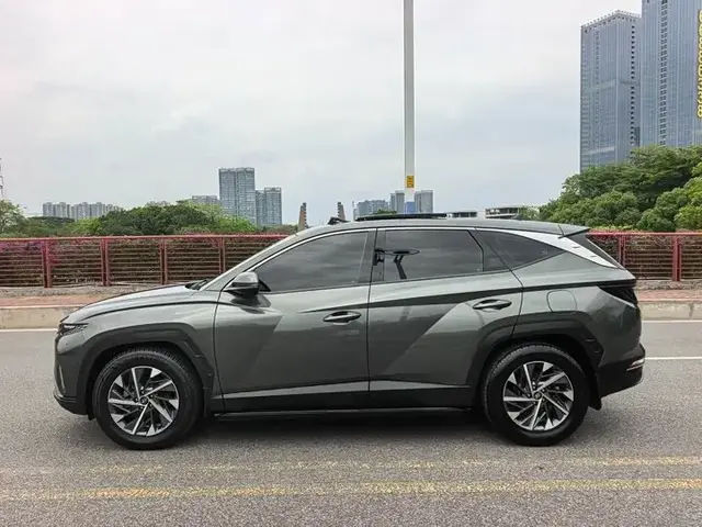 HYUNDAI TUCSON ELITE 2022