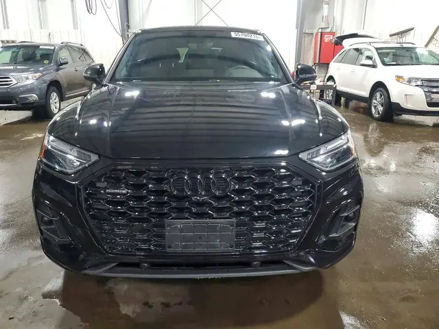 AUDI Q5 2022