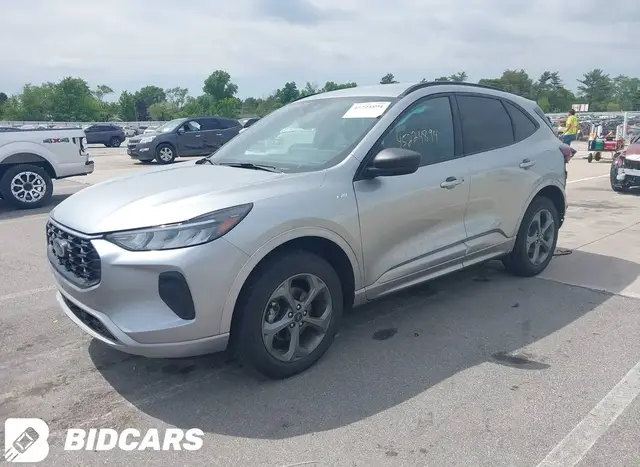 FORD ESCAPE 2024