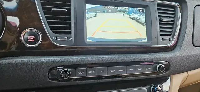 KIA CARNIVAL VIP CARNIVAL 7-SEATER LIMOUSINE VIP 2018