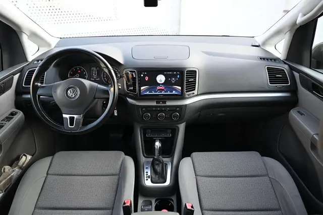 VOLKSWAGEN SHARAN 2015