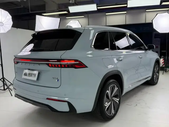 GEELY XINGYUE L 2022