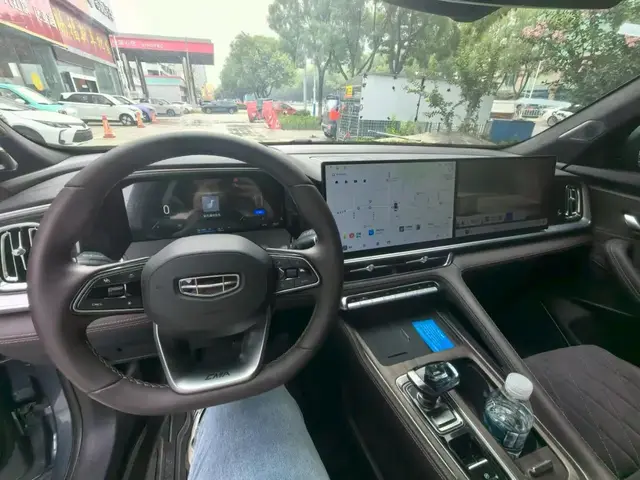 GEELY XINGYUE L 2026