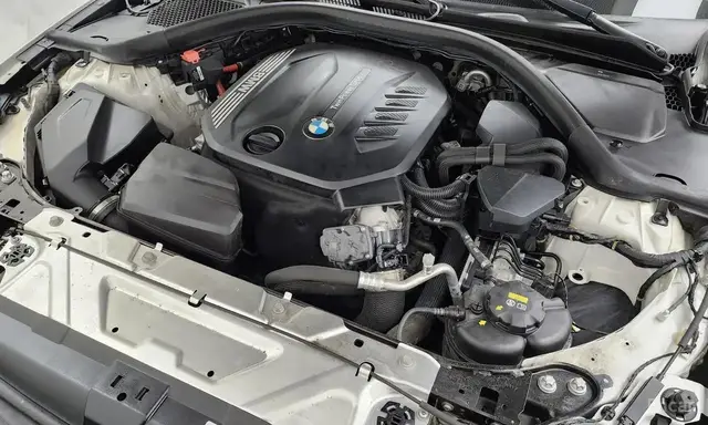 BMW 3 SERIES LUXURY 2022