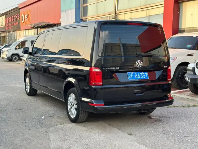 VOLKSWAGEN CARAVELLE 2016