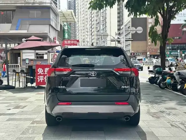 TOYOTA RAV4 2022