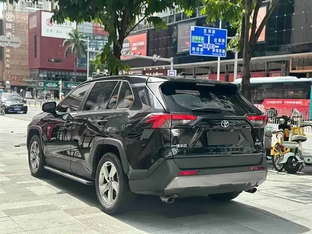 TOYOTA RAV4 2022