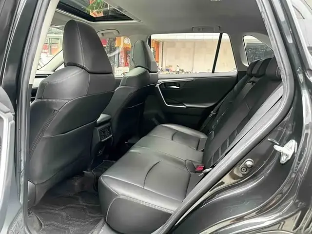 TOYOTA RAV4 2022