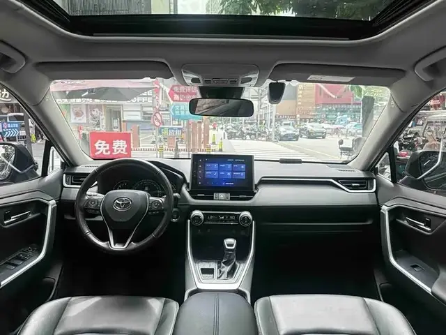 TOYOTA RAV4 2022