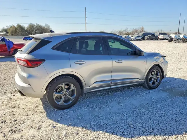 FORD ESCAPE 2023