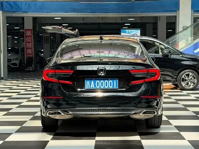 HONDA ACCORD LUXURY 2022