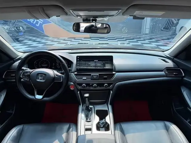 HONDA ACCORD LUXURY 2022