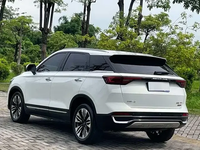 BESTUNE T77 LUXURY 2023