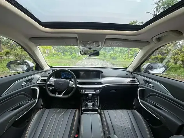 BESTUNE T77 LUXURY 2023