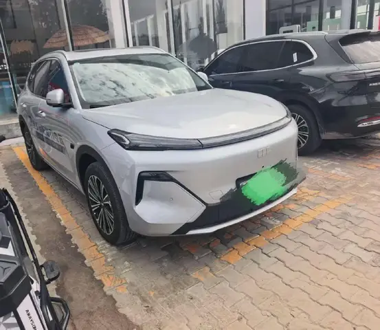 GEELY GALAXY STARSHIP STARSHIP GALAXY STARSHIP 7 STARSHIP 2025