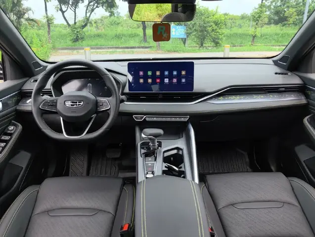 GEELY XINGRUI 2023