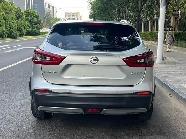 NISSAN QASHQAI LUXURY 2023