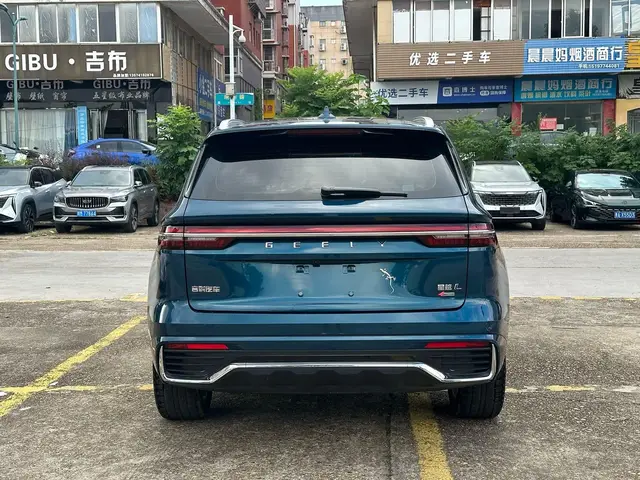 GEELY XINGYUE L PREMIUM 2022