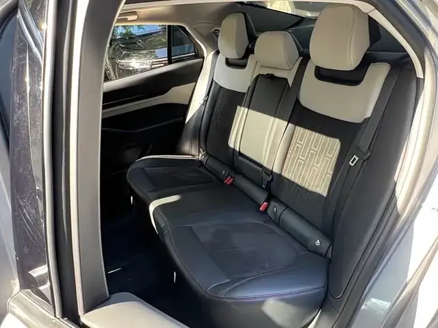 FORD MONDEO LUXURY 2022